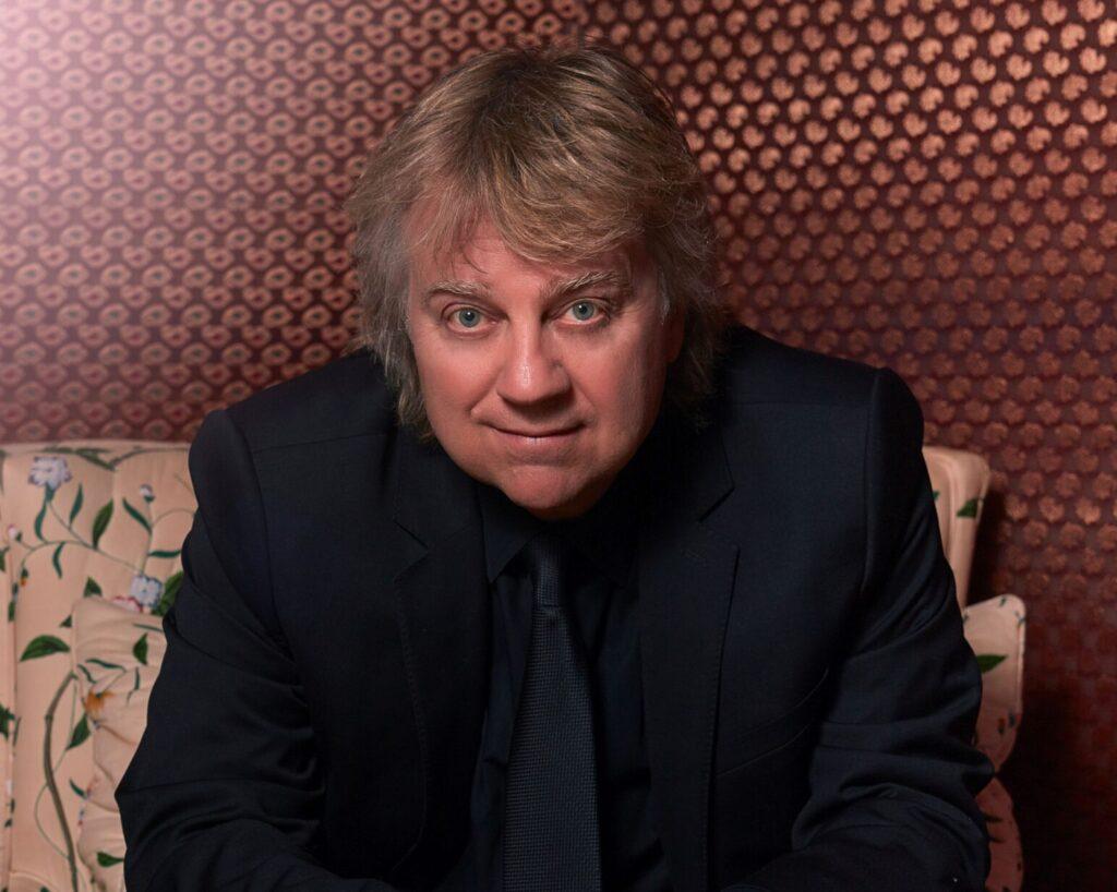 Nouvelle signature: TOM HAMBRIDGE TOM HAMBRIDGE